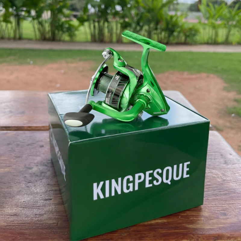 Molinete Kingpesque Lanterna Verde MX Drag De Até 15kg Recolhimento 5.2:1 + Óculos Polarizado Kingpesque E Ebook Proficinal De Brinde